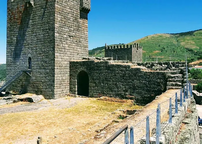 Hébergement de vacances Recanto Da Pedra Linhares (Guarda)