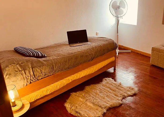 Hébergement de vacances Recanto Da Pedra Linhares (Guarda)